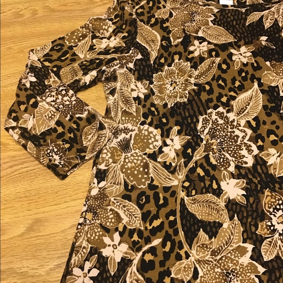 Ruby Road top size L draw string brown floral pattern nice Holiday shirt 🥀 - Picture 10 of 12